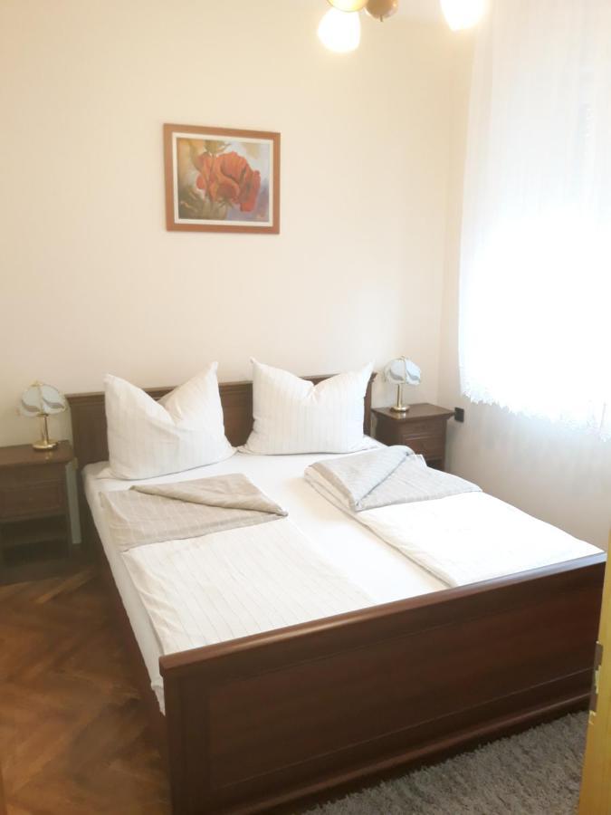 Lazar Apartmanok Hévíz Buitenkant foto