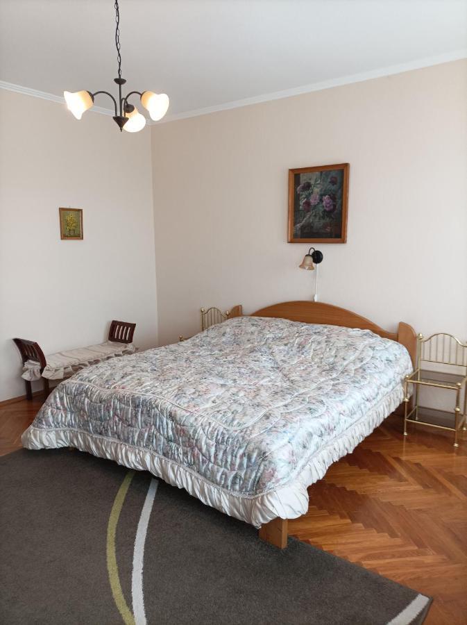 Lazar Apartmanok Hévíz Buitenkant foto