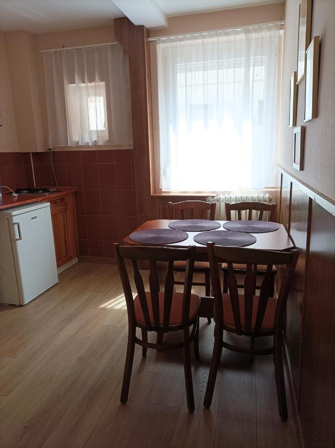 Lazar Apartmanok Hévíz Buitenkant foto