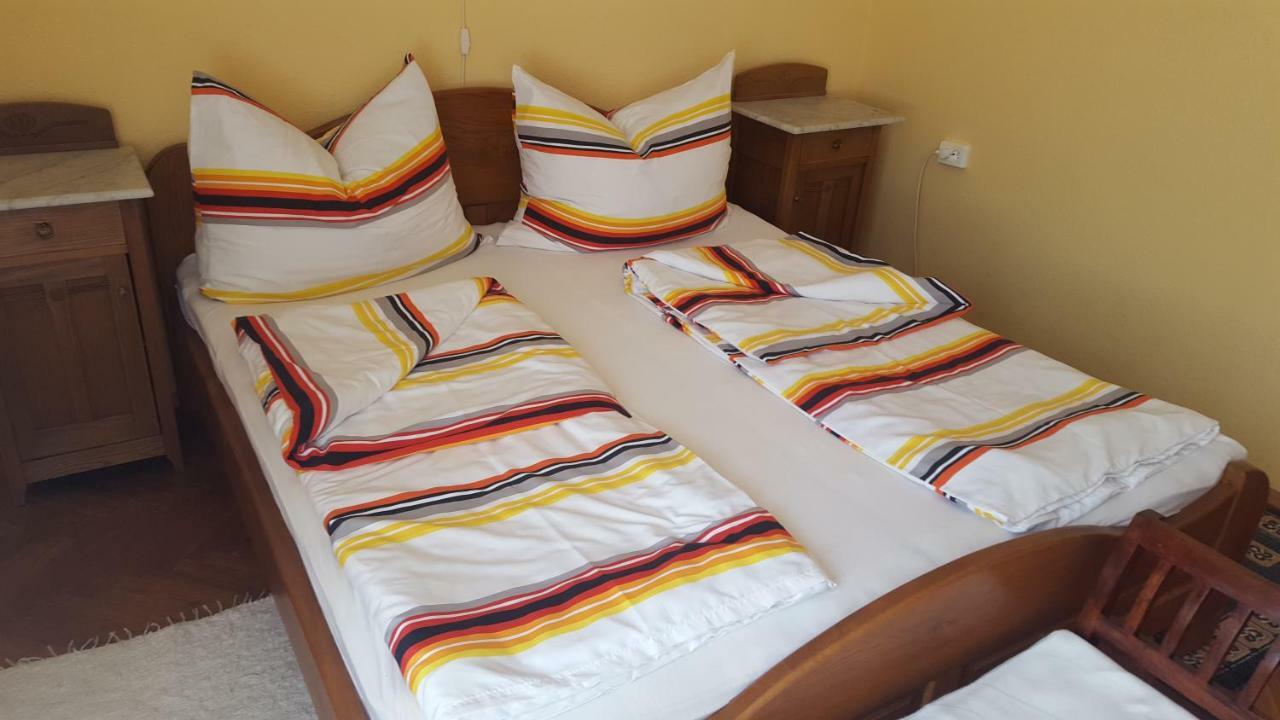 Lazar Apartmanok Hévíz Buitenkant foto